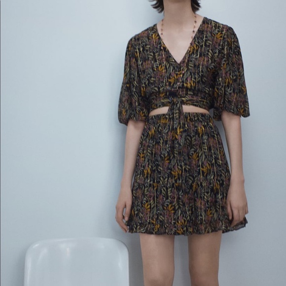 Zara floral print skirt med - Picture 3 of 5